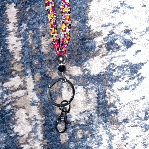 Beaded lanyard - Picture 4 of 4